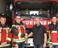 Bild: wro
Christian Thinschmied (Zweiter von links) ist Nachfolger des vor einigen Wochen zurückgetretenen Kommandanten der Feuerwehr Fuchsmühl, Christian Höcht (links). Stellvertreter bleibt Sebastian Pinzer (rechts), wie Bürgermeister Wolfgang Braun (Zweiter von rechts) gegenüber Oberpfalz-Medien im Gerätehaus, später auch in der Gemeinderatssitzung mitteilte.