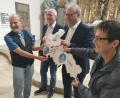 Bild: ald
Karl Georg Haubelt (stellvertretender Vorsitzender des Dekanatsausschusses in Sulzbach-Rosenberg), Regionalbischof Klaus Stiegler, Dekan Thomas Guba und Dekanin Ulrike Dittmar (von links).