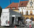Bild: Wolfgang Steinbacher
Das Infomobil des Deutschen Bundestags macht Station auf dem Marktplatz in Amberg.