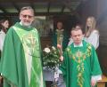 Bild: mas
Guardian Pater Stanislaus (links) verabschiedet Pater Witold.