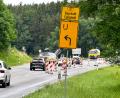 Bild: Petra Hartl
Zwischen Sulzbach-Rosenberg und Edelsfeld wird die B 85 gesperrt. Die Umleitungsstrecken führen weiträumig um die Baustelle herum.
