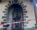 Bild: Gerhard Würstl/exb
Ein Feuer brach am Sonntagmittag gegen 12.50 Uhr in der Marienkapelle im Pullenreuther Ortsteil Höll aus.