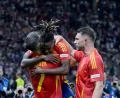 Bild: Federico Gambarini/dpa
Die Spanier um Nico Williams (M.), Alvaro Morata (l) und Aymeric Laporte wurden Europameister.