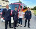 Bild: vsr
Bürgermeisterin Marion Höcht und Kreisbrandmeister Christian Sirtl (rechts) gratulierten der neuen Führung der Feuerwehr Thumsenreuth, stellvertretendem Kommandant Markus Moller (von links) und Kommandant Thomas Busch.