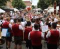 Bild: amö
Brechend voll ist der Winklarner Marktplatz beim Bürgerfest am Samstag und Sonntag.