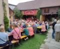 Bild: hev
Zahlreiche Blasmusikfans beim Konzert zum 100-jährigen Jubiläum der Stadtkapelle.
Die Stadtkapelle unter der Leitung von Stefan Wittmann .