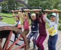 Bild: mfh
Das Pumpen-Team hängt sich mit voller Mädels-Power rein.