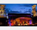Bild: jma
Das Wetter spielte am Samstag mit bei "Musicals in Concert" auf dem Maffei-Gelände.