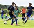Bild: Hubert Ziegler
Nach einer fast perfekten Saison mit 25 Siegen und einem Unentschieden in 26 Kreisklassen-Spielen gelten die Sportfreunde Ursulapoppenricht (links Paul Götz, rechts Daniel Bosser) bei der Konkurrenz als der große Meisterschaftskandidat in der Kreisliga Süd. Einen Dämpfer gab es für den Aufsteiger aber bei der Generalprobe am vergangenen Sonntag. Im Spiel gegen den Bayernligisten DJK Gebenbach (im Bild Patrick Hofmann, Zweiter von links) verlor Upo mit 1:10.