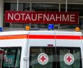 Symbolbild: Armin Weigel/dpa
Eine Patienten hat in einer Notaufnahme in Cham eine Ärztin angegriffen.