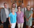 Bild: bö
Ihren 85. Geburtstag feierte Rita Stollenmeier (Mitte). Dazu gratulierten Zweiter Bürgermeister Mathias Huger, Rosemarie Obermeier, Pfarrer Werner Sulzer, ihr Mann Josef Stollenmeier und Elfriede Mehringer (von links).