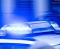 Symbolbild: Jens Büttner
Wer hat beobachtet, wie ein Auto in der Herrnstraße beschädigt wurde? Die Polizei sucht Zeugen.