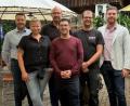 Bild:  KF-Insinger
Bei der Ehrung gab es strahlende Gesichter: von links Michael Hofmann (Betriebsleitung), Daniela Hierold (Personal, Qualität), Wolfgang Fleischmann (Produktionsleitung), Klaus Schimmer, Michael Kurz und Andreas Insinger (Geschäftsführer).