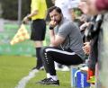 Archivbild: Hubert Ziegler
Dominic Rühl, Trainer des VfB Eichstätt, fühlte sich beim Gastspiel bei der SpVgg SV Weiden von den heimischen Fans beleidigt.