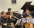 Bild: bod
Das ARTrio aus Graz (von links) mit dem Geiger Nitai Music, dem Pianisten Markus Koropp und dem Cellisten Felix Obendorf beim Klaviertrio-Konzert im Pressather Pfarrsaal.