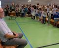Bild: Lehner/exb
Rektor Herbert Kraus lässt in Ruhe und Gelassenheit den Abschied über sich ergehen.
