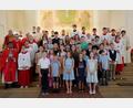 Bild: Alois Schröpf/exb
Gemeinsam freuen sich die Kinder in St. Johannes über ihre Firmung.