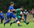 Bild: A. Schwarzmeier
Max Wittmann (rechts) und der FC Weiden-Ost empfangen am Freitagabend Aufsteiger Inter Bergsteig Amberg.