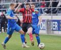 Archivbild: Gerhard Büttner
Nico Argauer (Mitte/Szene aus einem früheren Spiel) wird dem Sportclub in Lam fehlen.