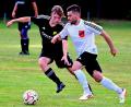 Bild: Thomas Schrems
Fabian Pietrzyk (links) vom ATSV Tirschenreuth im Laufduell mit Kostiantyn Sokhach vom ASV Waldsassen.
