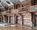Archivbild: pz
Trotz vorübergehend leerer Bücherregale ist die Stiftsbibliothek Waldsassen mit ihren wertvollen Schnitzereien und Deckengemälden ein beeindruckender Ort. Besichtigungen sind derzeit noch möglich.