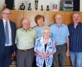 Bild: njn
Ludwig Schmid (Zweiter von links) feierte vor Kurzem seinen 90. Geburtstag. Dazu gratulierten unter anderem Kemnaths Bürgermeister Roman Schäffler (links) und Ehefrau Klara (vorne) sowie Tochter Christine und die Söhne Gerhard und Norbert (hinten, von links).