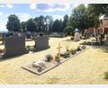 Bild: wro
Für den Friedhof am Kreuzberg in Wiesau gibt es seit drei Jahren ein Konzept, auf dem jetzt aufgebaut wird, um die Anlage noch ansprechender zu gestalten.