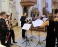 Bild: do
"Dandelion" nennt sich das Holzbläserquintett, das im Rahmen der Speinsharter Sommerkonzerte in der Klosterkirche "Zukunftsmusik" intoniert.