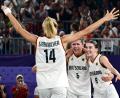 Bild: Sina Schuldt/dpa
Gold beim 3x3 Basketball fürs deutsche Team:: Eine der schönsten Geschichten von Paris.
