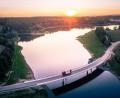 Bild: Matthias Kunz/exb
Zwar fließt der Verkehr wieder über die Brücke des Liebensteiner Stausees, doch bis dort wieder normaler Angelbetrieb herrscht, wird es noch bis nächstes Jahr dauern.