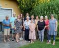 Bild: Marktgemeinde Bad Neualbenreuth/exb
Ihren 90. Geburtstag feierte Anna Rustler (Mitte) in Bad Neualbenreuth. Dazu gratulierten neben der Familie auch Vertreter der Pfarrei und der Marktgemeinde.