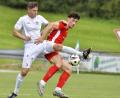 Archivbild: Hubert Ziegler
Fabian Vogl (links) von der DJK Gebenbach kann in dieser Szene seinen Erlanger Gegenspieler vom Ball trennen. Die Gebenbacher verloren zuletzt die Heimpartie mit 1:2 und sind nun in Zugzwang. Am Freitag geht's zum TSV Neudrossenfeld.