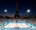 Bild: Marcus Brandt
Beeindruckende Bilder gab es in den vergangegnn zwei Wochen aus Paris: Hier thront der Eiffelturm über dem Stadion der Beach-Volleyballer.
