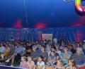Bild: bey
Das Zirkuszelt ist bei der "Traumfabrik" voll besetzt. Im rechten Teil sitzen all die Helferinnen und Helfer, die vor Jahrzehnten den Kinderferienclub St. Georg unterstützt haben.
