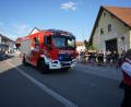 Bild: nib
Freudig begrüßt wurde das neue Auto von den Mitgliedern der Feuerwehr Dürnsricht