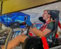 Bild: Leon Karwath
Der professionelle "SimRacer" Moritz Löhner durfte als erster die Simulatoren in Weiden testen.
