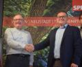 Bild: fz
Wer wird SPD-Kandidat in der Nordoberpfalz und damit womöglich Abgeordneter im Bundestag? Gunar Prauschke (Zweiter von links) und Gregor Forster (Zweiter von rechts) bewerben sich darum.