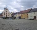 Bild: sne
Auf den Dächern der Altstadt sollen bald PV-Anlagen möglich sein. Der Stadtrat hat nun eine Änderung der Satzung beschlossen.