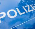 Bild: Boris Roessler/dpa
Die Grenzpolizeiinspektion Waidhaus hat eine Fahrt auf der A6 mit einem selbstgebauten Anhänger beendet. Auf den Halter warten nun mehrere Anzeigen.