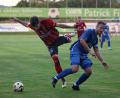 Bild: Dieter Jäschke
Paul Weidhas (links) im Spiel gegen Dingolfing in Aktion: Die Spieler des SC Luhe-Wildenau wollen am Samstag beim FC Passau punkten.