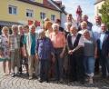 Bild: wel
Welche Wertschätzung Georg Baumer (vorne Bildmitte) entgegen gebracht wird, erfährt er an seinem 85. Geburtstag. Neben der Familie gratulieren Stadt, Vereine, Freunde und Bekannte.