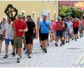 Bild: bjo
32 Fußwallfahrer machen sich von Schmidmühlen aus auf den Weg zum Habsberg.