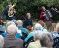 Bild: Wolfgang Steinbacher
Die Serenade im Maltesergarten mit den Übler Boum war ein Genuss.