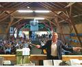 Bild: Portner
Der Teunzer Bürgermeister Norbert Eckl feiert seinen 60. Geburtstag mit Blasmusik und rund 200 Gästen im Feststodl in Fuchsberg.
