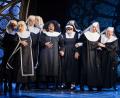 Bild: Sister Act UK &amp; Ireland Touring Production 2023/24. Photography Mark Senio
Sister Act - Das Musical