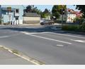 Bild: jr
Auf der Ampelkreuzung in Mitterteich sind am 9. und 10. September Sanierungsarbeiten geplant - konkret im Kreuzungsbereich der Wiesauer Straße (vorne) und der Martin-Zehendner-Straße (rechts). Diese beiden Straßen werden für die Dauer der Arbeiten auch komplett gesperrt.