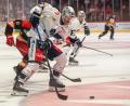 Bild: Jan Huebner
Die Blue Devils Weiden (im Bild Fabian Voit) bestritten am Freitag in Bad Nauheim ihr viertes Vorbereitungsspiel.
