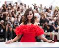 Bild: Scott A Garfitt/Invision/AP/dpa
Selena Gomez überraschte am Wochenende das Volleyballteam einer Highschool mit einem Besuch.