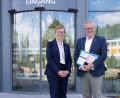 Bild: Johanna Foitzik/exb
Zum offenen Gespräch treffen sich Oberbürgermeister Andreas Feller und die Geschäftsführerin des Krankenhauses St. Barbara, Janina Philipp, im Schwandorfer Krankenhaus.