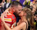 Bild: John Locher/AP/dpa
Trennungsgerüchte um Taylor Swift und Travis Kelce sorgen für Wirbel